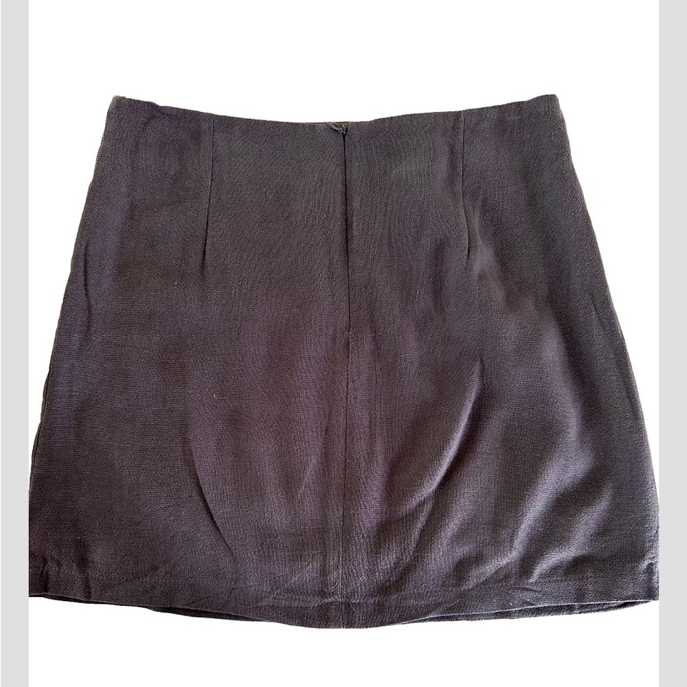 Umgee mini skirt - Picture 3 of 4